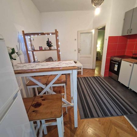 Central Station Private Rooms Belgrade Luaran gambar
